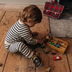 Flye Striped Sweater Navy/Offwhite -PETIT BATEAU Store 1024x1024 526